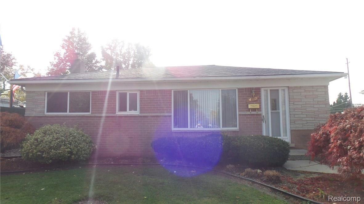 4312 Martin Road Warren, MI 48092 - Photo 31 of 31 20161117_110305_resized.jpg