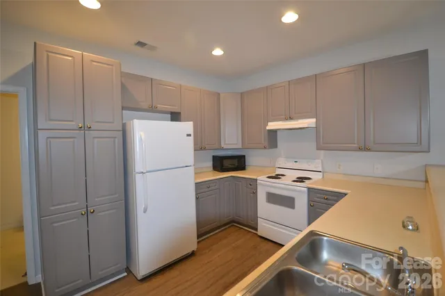 $1,850 | 6307 Half Dome Drive, Charlotte, NC 28269