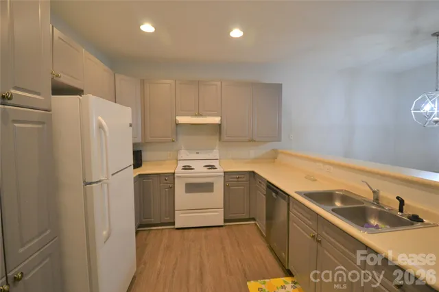 $1,850 | 6307 Half Dome Drive, Charlotte, NC 28269