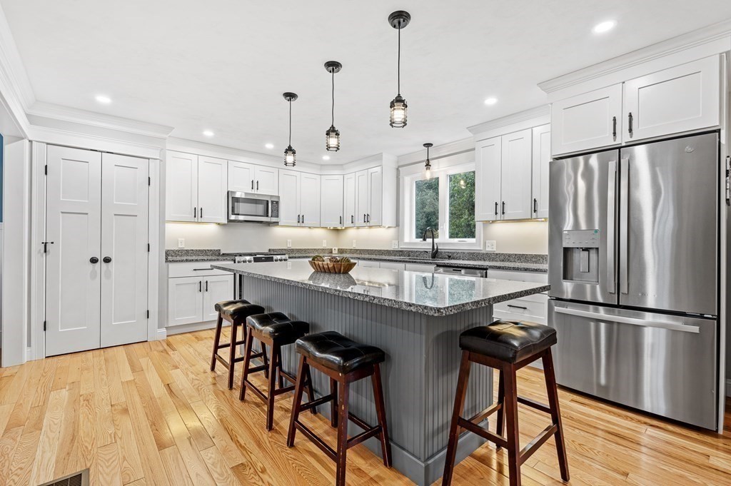 28 Hale Road Hubbardston, MA 01452 - Photo 4 of 42 Gallery Image 4