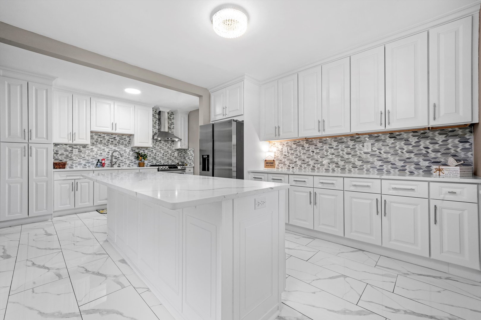 6948 35th Street Berwyn, IL 60402 - Photo 7 of 12