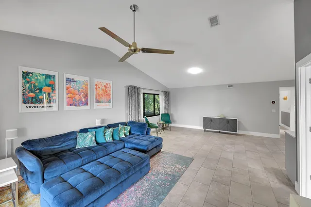$489,900 | 5205 Bolero Circle, Unit 5205, Delray Beach, FL 33484
