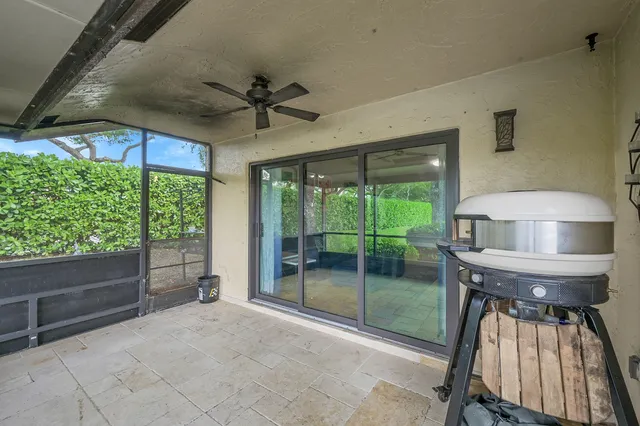 $489,900 | 5205 Bolero Circle, Unit 5205, Delray Beach, FL 33484