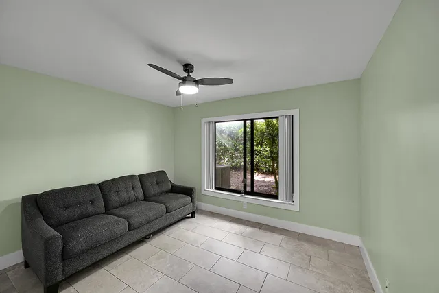 $489,900 | 5205 Bolero Circle, Unit 5205, Delray Beach, FL 33484