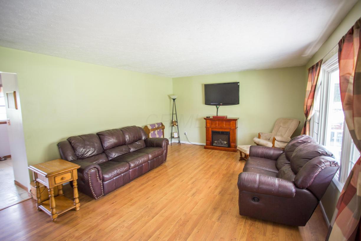 3047 Willow Road Springfield, OH 45502 - Photo 2 of 33