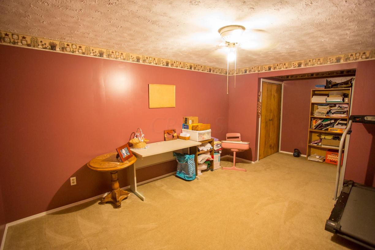 3047 Willow Road Springfield, OH 45502 - Photo 28 of 33