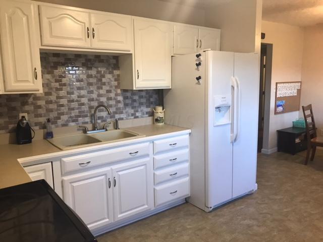 3047 Willow Road Springfield, OH 45502 - Photo 7 of 33