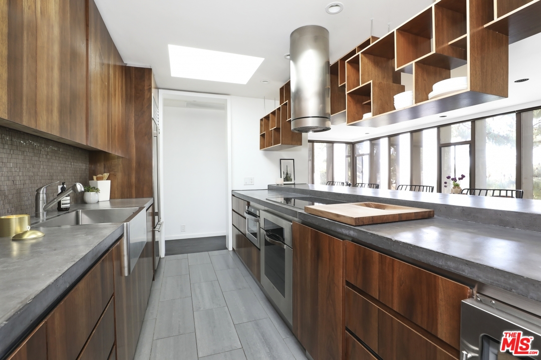 2867 Belden Drive Los Angeles, CA 90068 - Photo 27 of 54