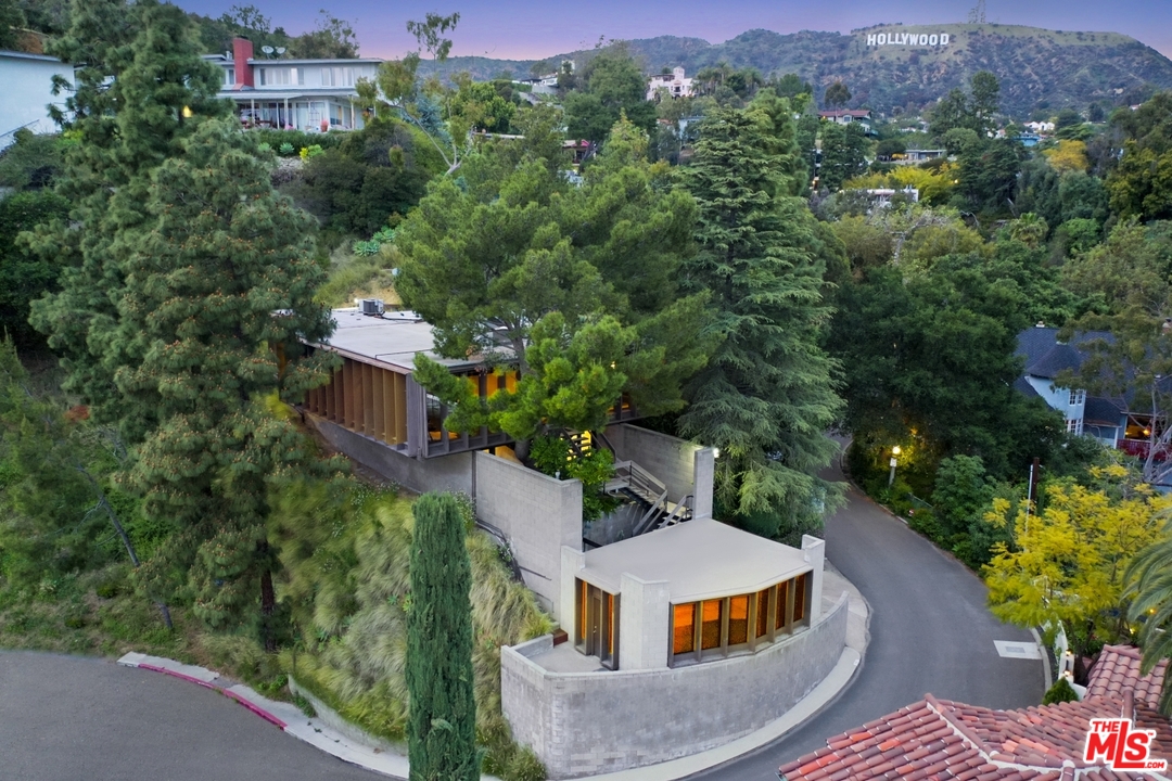 2867 Belden Drive Los Angeles, CA 90068 - Photo 49 of 54