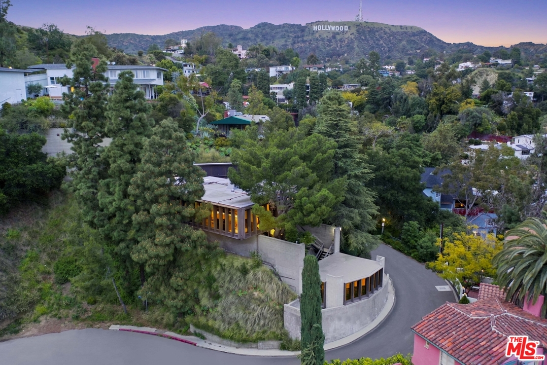 2867 Belden Drive Los Angeles, CA 90068 - Photo 50 of 54