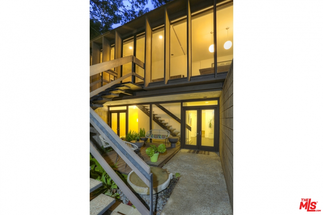 2867 Belden Drive Los Angeles, CA 90068 - Photo 9 of 54