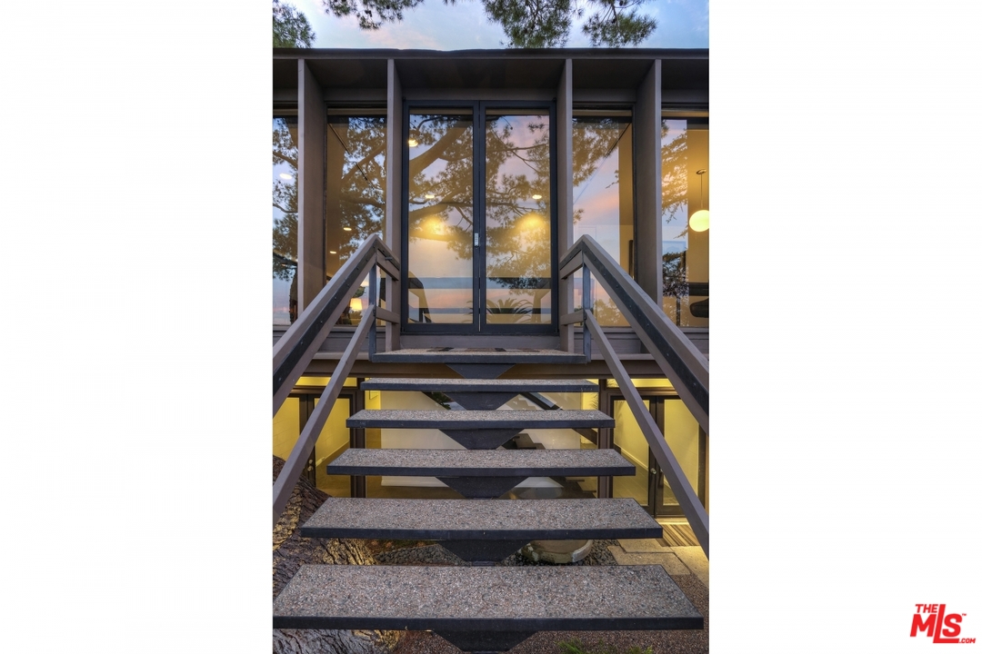 2867 Belden Drive Los Angeles, CA 90068 - Photo 10 of 54