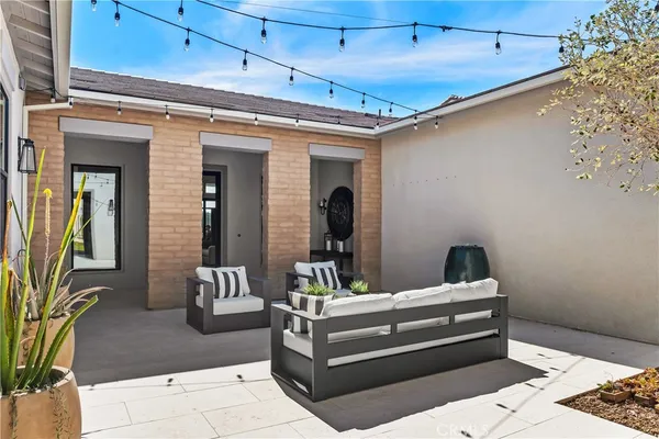 $4,188,000 | 18411 Boulder Bluff, Silverado, CA 92676