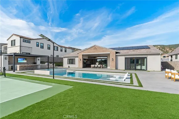 $4,188,000 | 18411 Boulder Bluff, Silverado, CA 92676