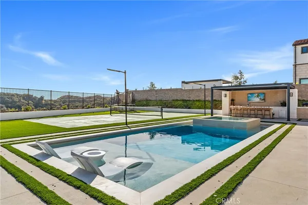 $4,188,000 | 18411 Boulder Bluff, Silverado, CA 92676