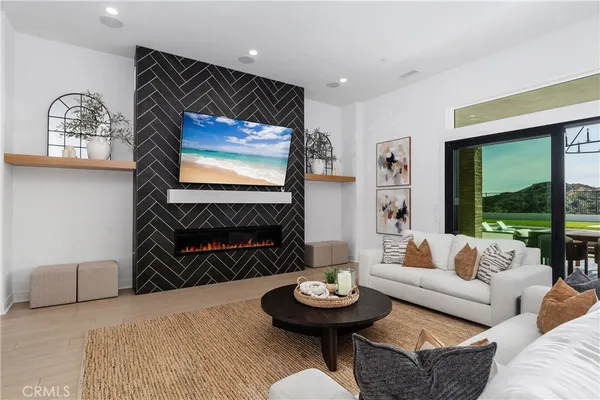 $4,188,000 | 18411 Boulder Bluff, Silverado, CA 92676