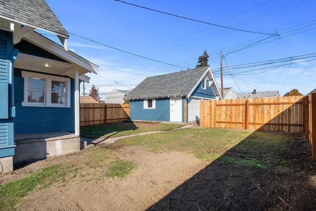 $364,900 | 1604 West Kiernan Avenue, Spokane, WA 99205