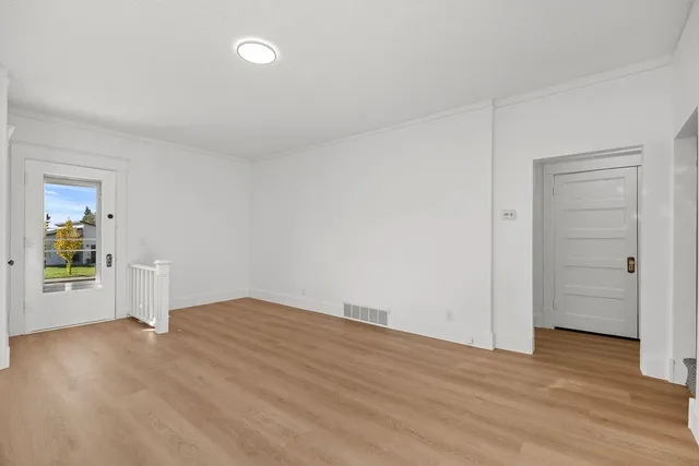 $364,900 | 1604 West Kiernan Avenue, Spokane, WA 99205