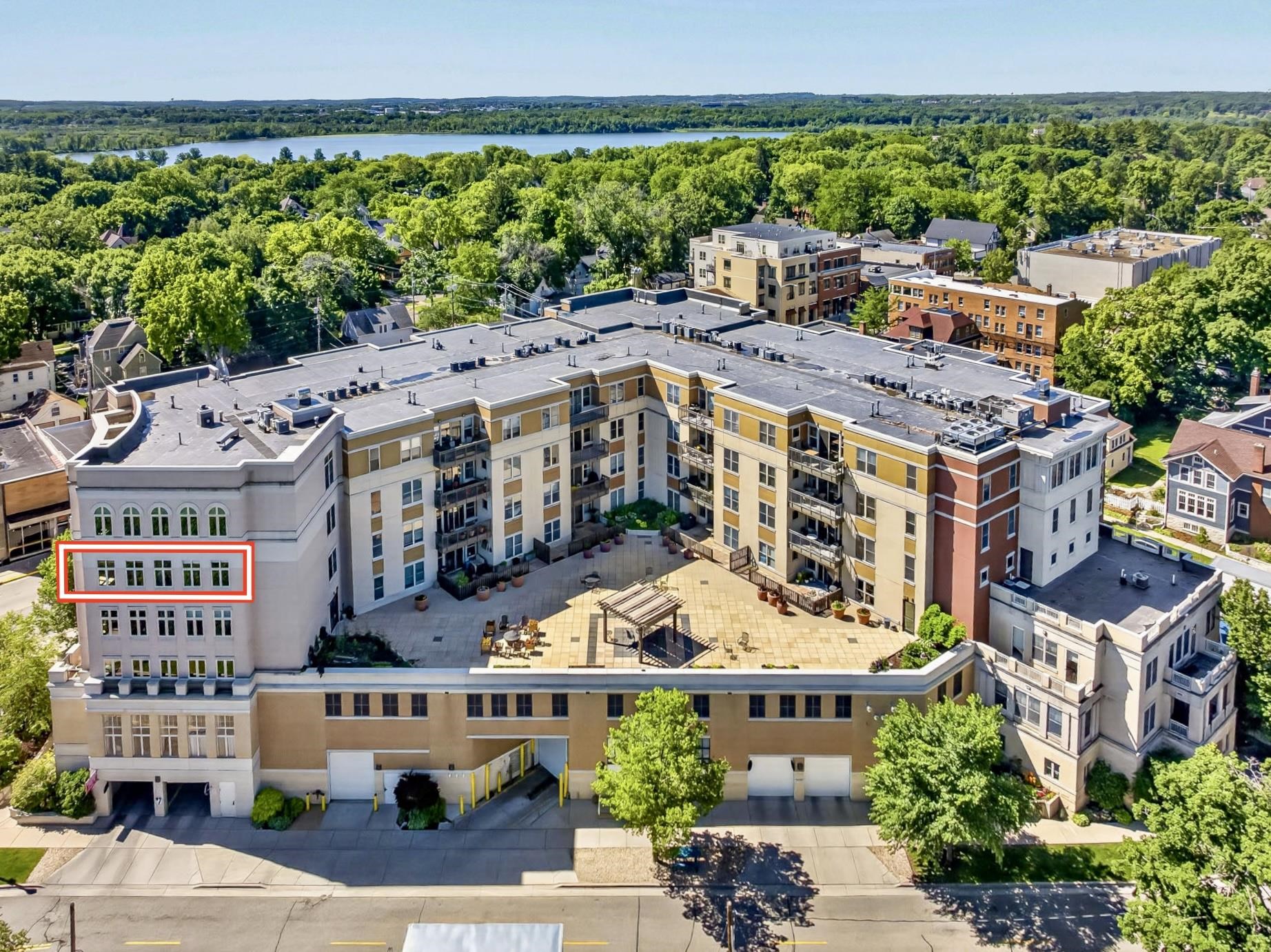 1802 Monroe Street, Unit 40102 Madison, WI 53711 - Photo 6 of 62
