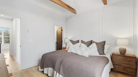 $429,900 | 331 East Village Lane, Nashville, TN 37216