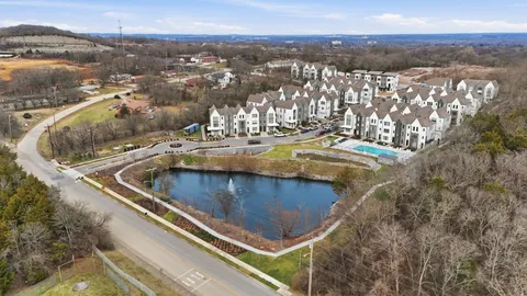 $429,900 | 331 East Village Lane, Nashville, TN 37216