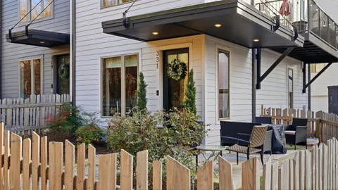 $429,900 | 331 East Village Lane, Nashville, TN 37216