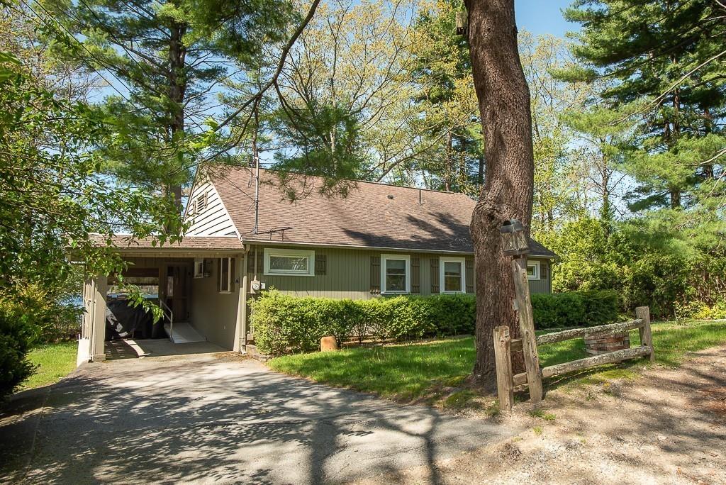 3 Lakeview Road Webster, MA 01570 - Photo 38 of 40 a front view of a house with garden