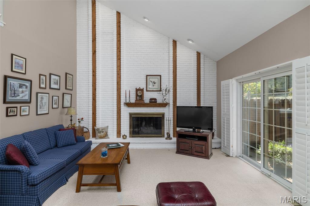 2387 Baxton Way Chesterfield, MO 63017 - Photo 13 of 64