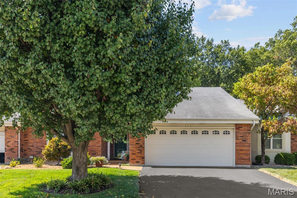 2387 Baxton Way Chesterfield, MO 63017 - Photo 4 of 64