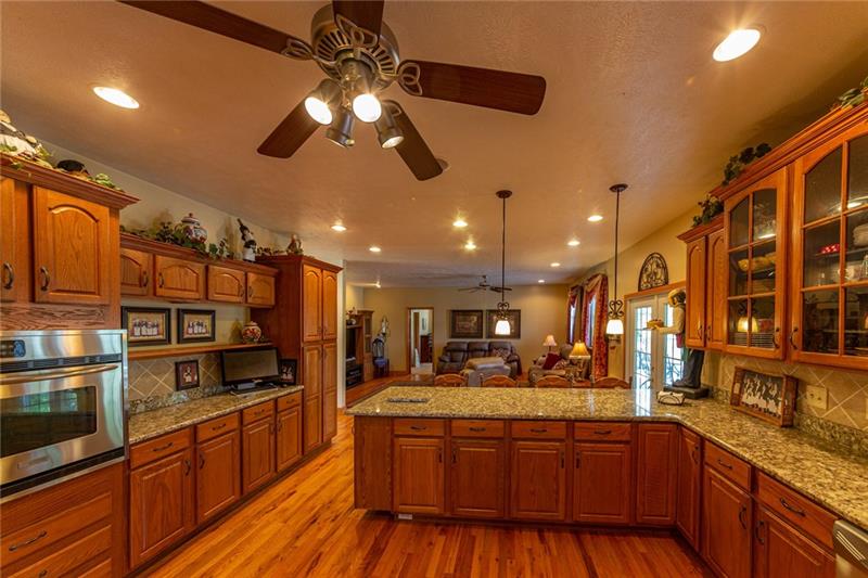 371 Hickernell Road Fombell, PA 16123 - Photo 4 of 24 Gallery Image 4
