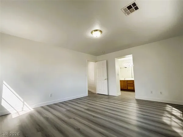 $2,150 | 10921 Napa Ridge Drive, Las Vegas, NV 89144