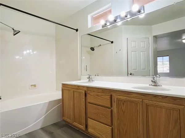$2,150 | 10921 Napa Ridge Drive, Las Vegas, NV 89144