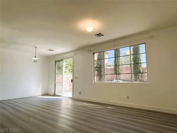 $2,150 | 10921 Napa Ridge Drive, Las Vegas, NV 89144