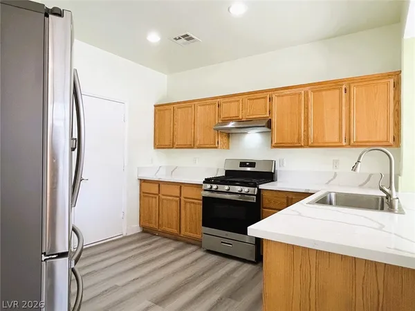 $2,150 | 10921 Napa Ridge Drive, Las Vegas, NV 89144