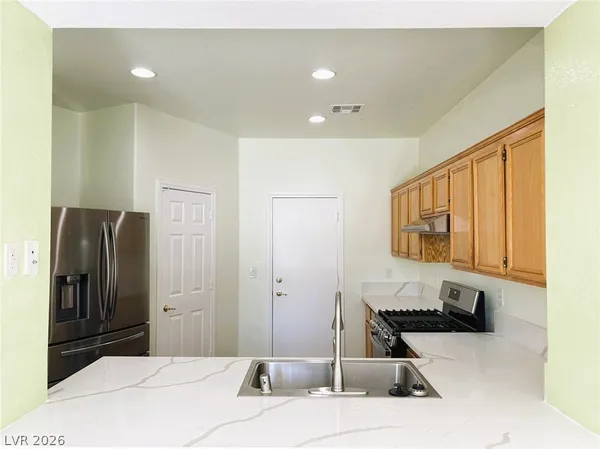 $2,150 | 10921 Napa Ridge Drive, Las Vegas, NV 89144