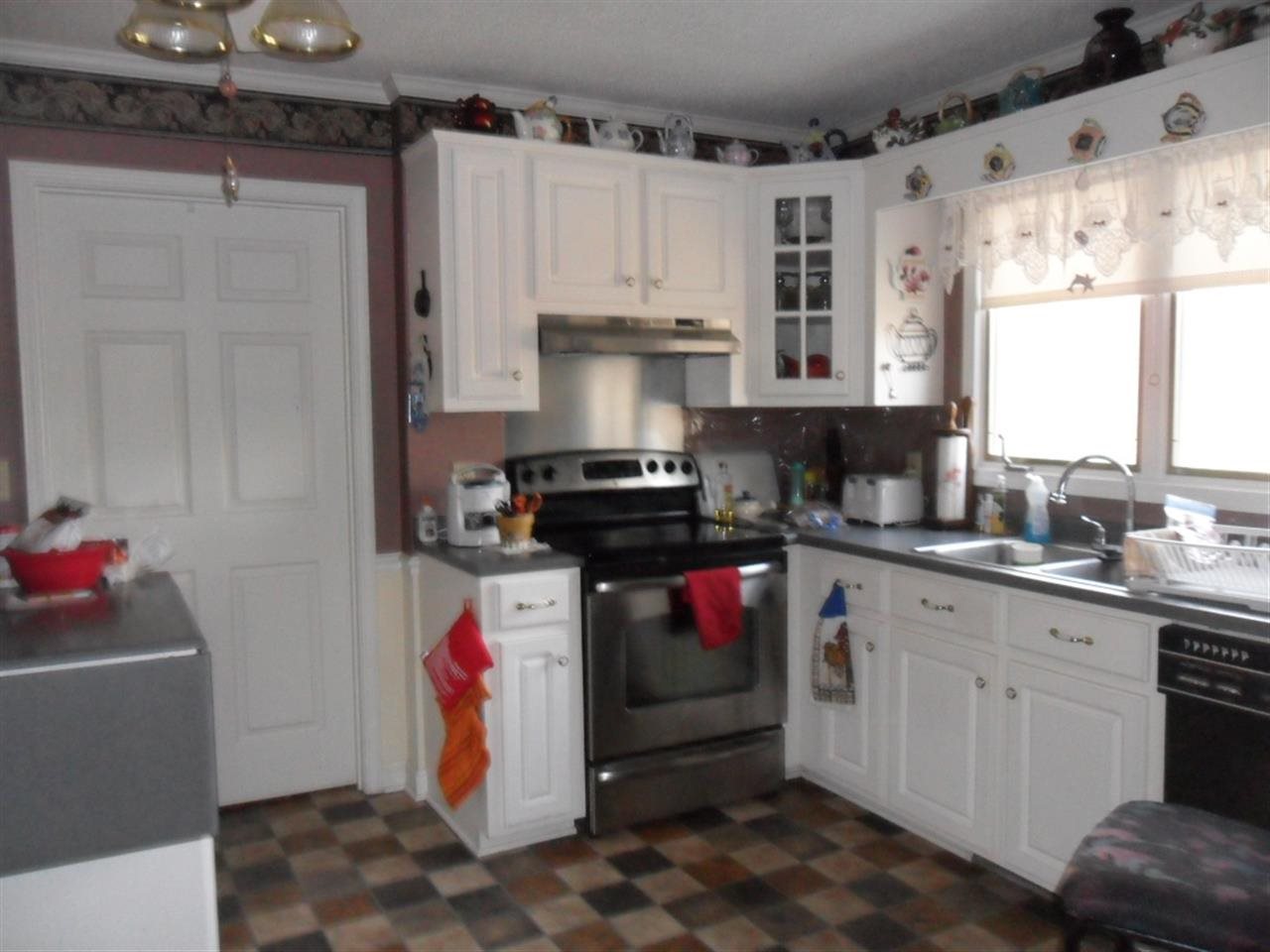 4504 Sandy Flat Road Taylors, SC 29687 - Photo 7 of 17