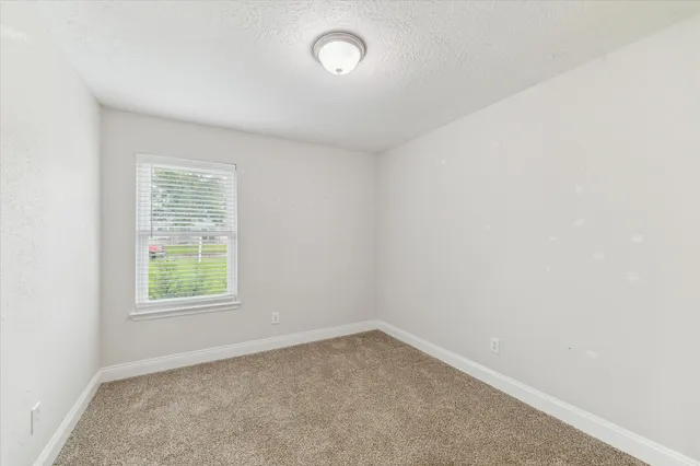 $265,000 | 4010 Bluebonnet Trail, Deer Park, TX 77536