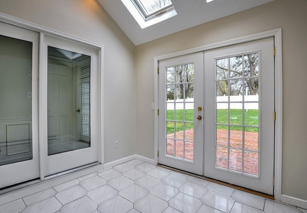 3 Longmeadow Road Hingham, MA 02043 - Photo 13 of 26 Gallery Image 13