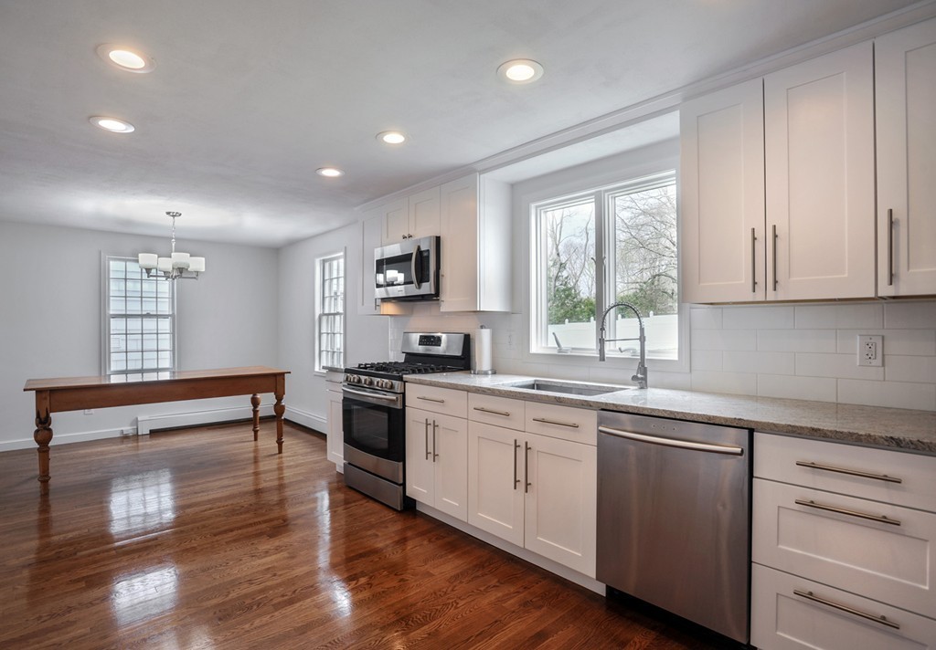 3 Longmeadow Road Hingham, MA 02043 - Photo 9 of 26 Gallery Image 9