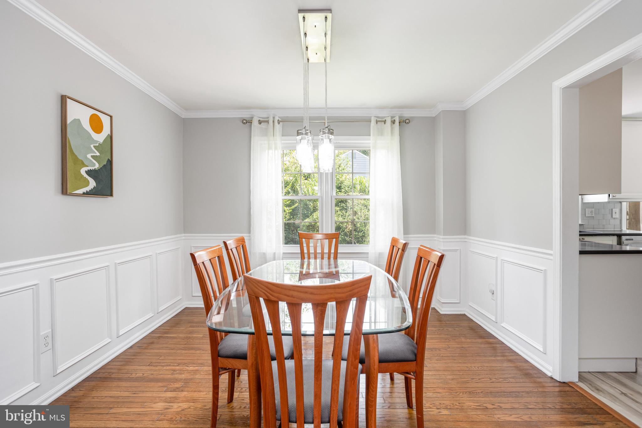 5457 Treefrog Place Columbia, MD 21045 - Photo 6 of 28 Dining room