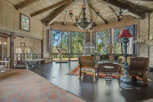 $4,700,000 | 15390 Las Planideras, Rancho Santa Fe, CA 92067