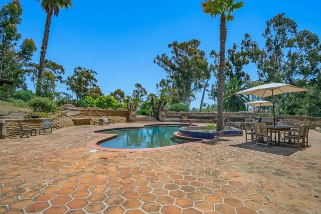 $4,700,000 | 15390 Las Planideras, Rancho Santa Fe, CA 92067