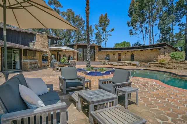 $4,700,000 | 15390 Las Planideras, Rancho Santa Fe, CA 92067