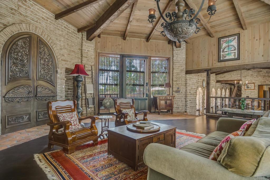 15390 Las Planideras Rancho Santa Fe, CA 92067 - Photo 3 of 29