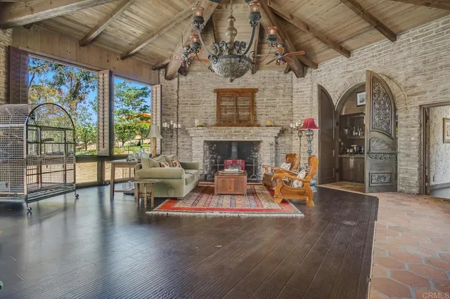 $4,700,000 | 15390 Las Planideras, Rancho Santa Fe, CA 92067