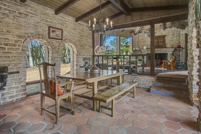 $4,700,000 | 15390 Las Planideras, Rancho Santa Fe, CA 92067