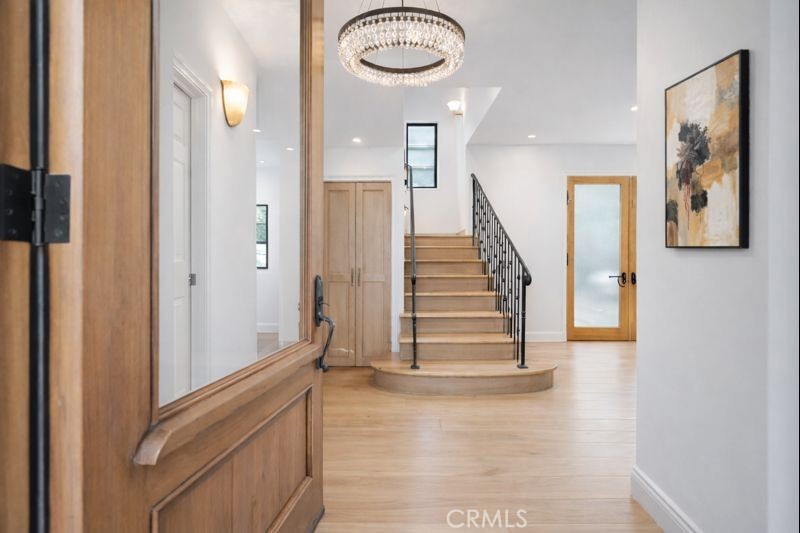 3439 Dorothy Road Topanga, CA 90290 - Photo 10 of 44 Entry Virtual Pic