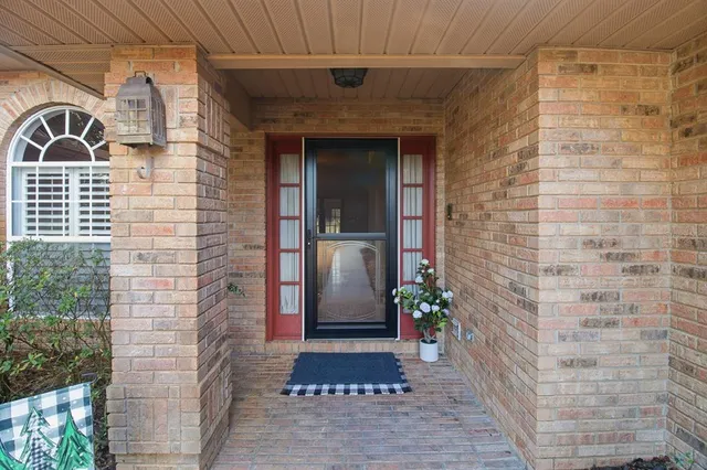 $459,000 | 540 South Pine Meadow Drive, DeBary, FL 32713