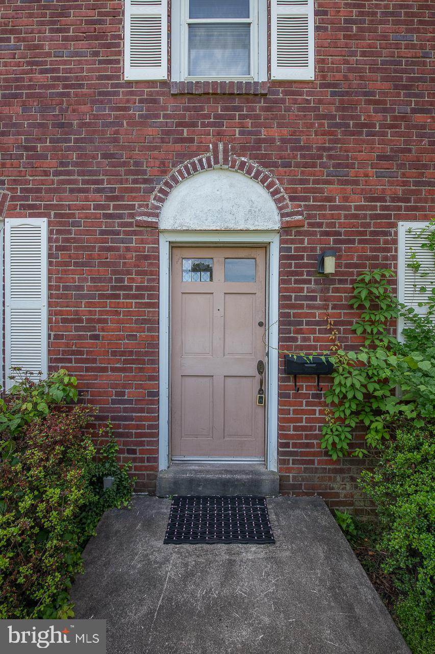630 Hey Lane Springfield, PA 19064 - Photo 3 of 22