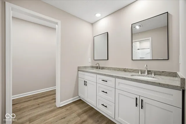 $304,900 | 1106 Summer Way Court, Shelbyville, IN 46176